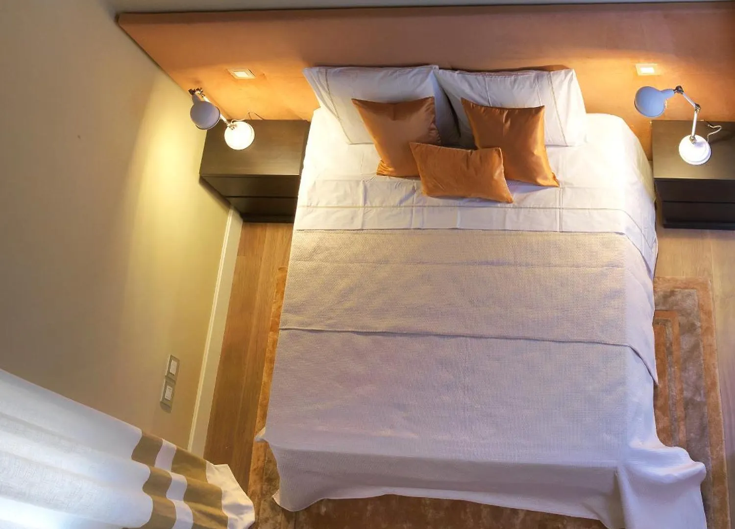 Drago D' Oro Suites Floransa 0*,